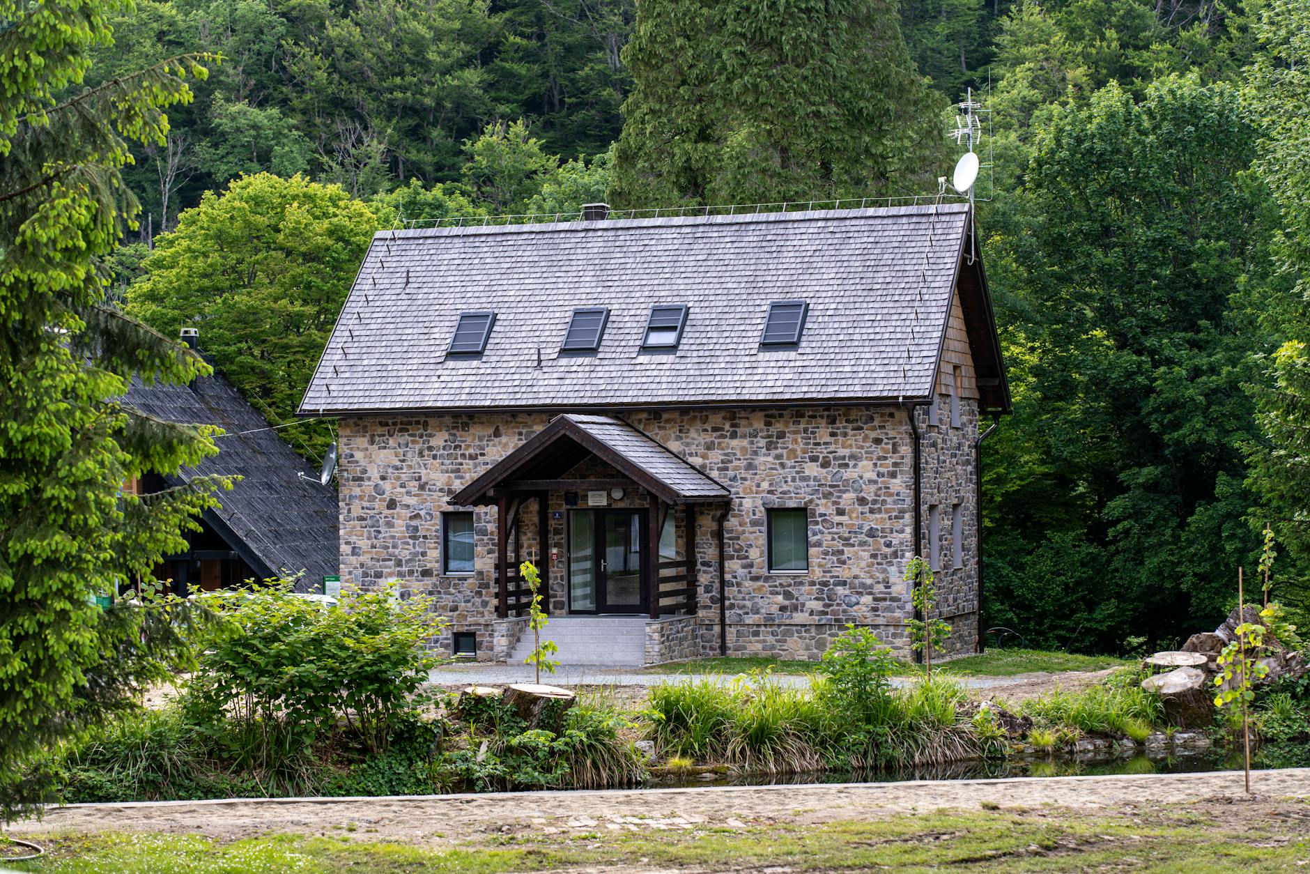 detached for Sale in Ojota